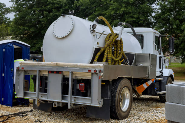 Best Portable toilet rental for construction  in Washington, IL